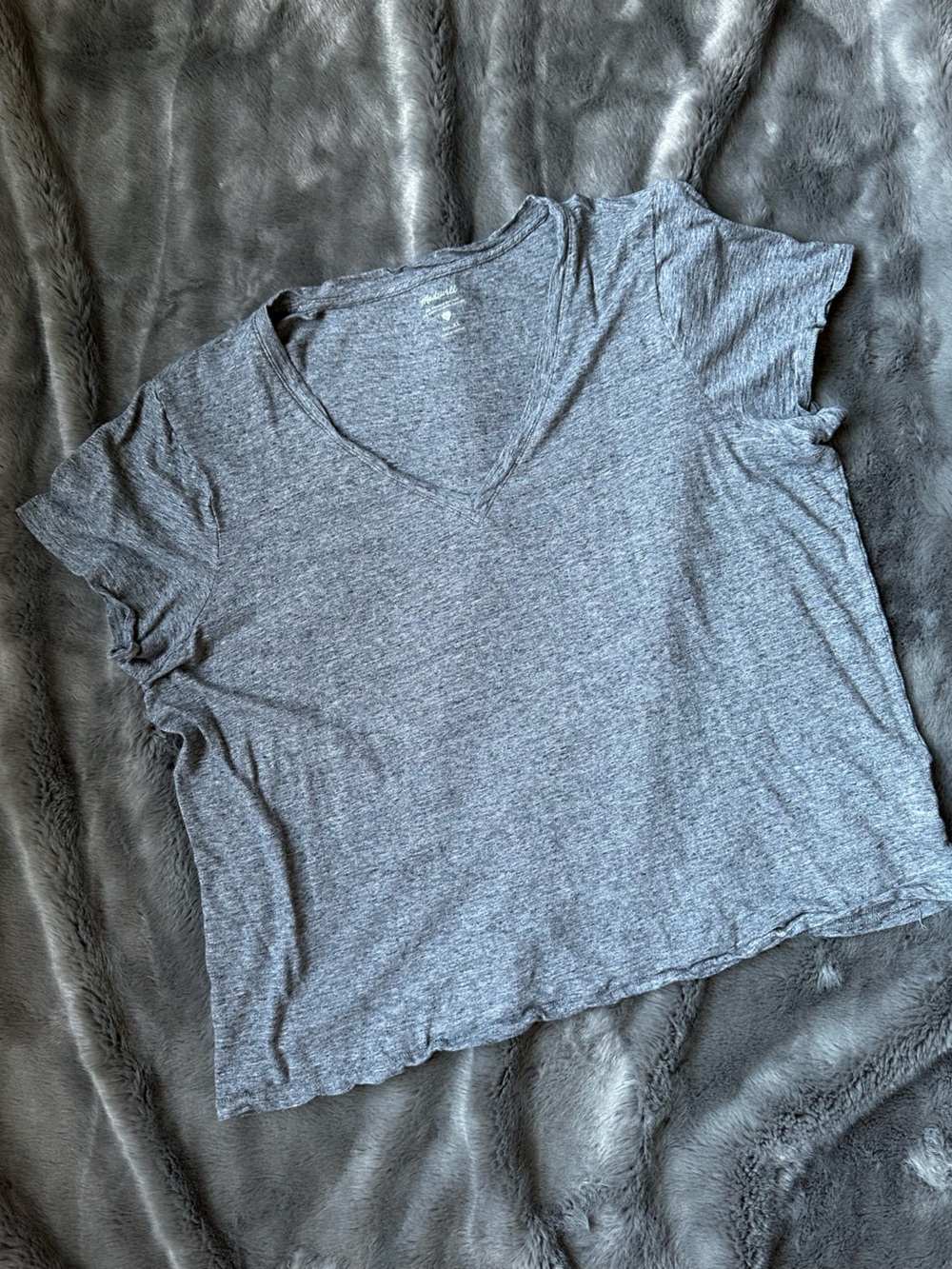 Madewell Light Heather Gray V-Neck Short Sleeve Tee
